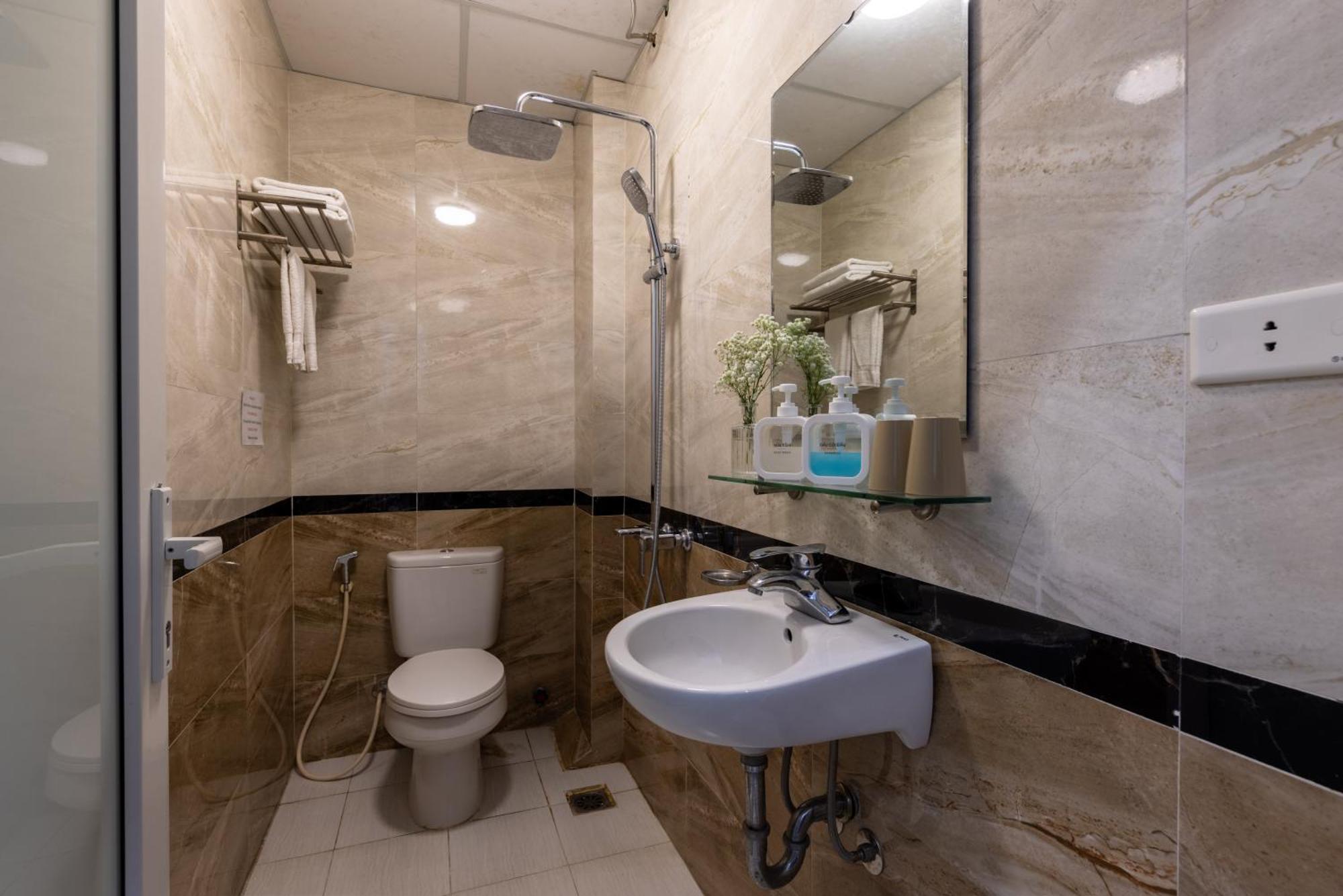 Hanoi Capital House & Travel Экстерьер фото